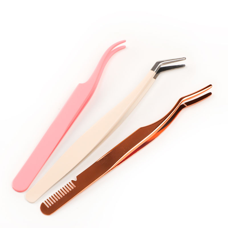 Quali qualità dovrebbero possedere le pinzette per ciglia professionali?